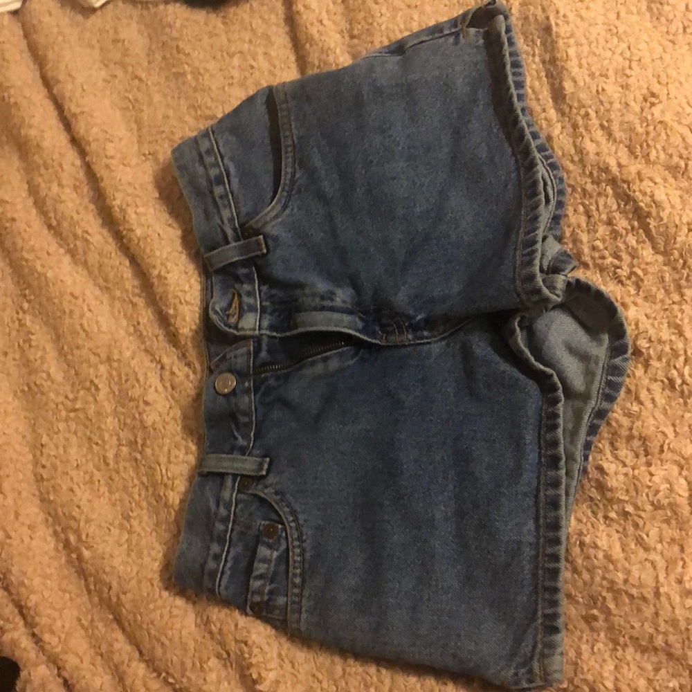 Vintage Levi’s Jean Shorts